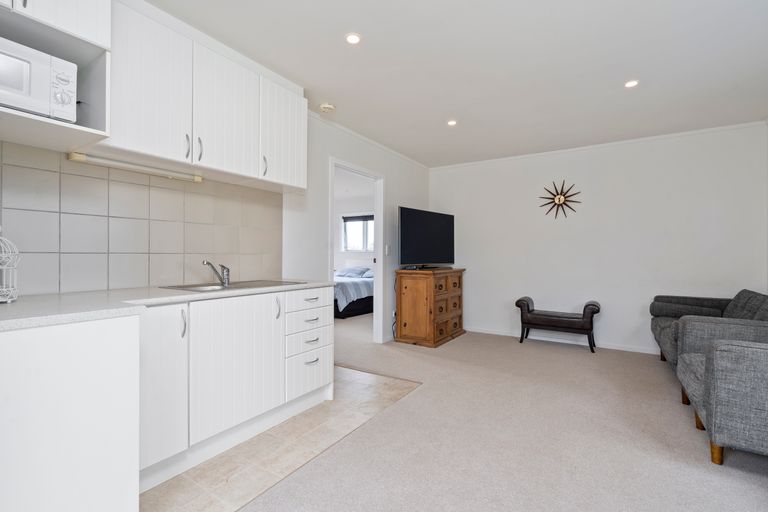 Photo of property in 35 Hall Road, Kerikeri, 0230