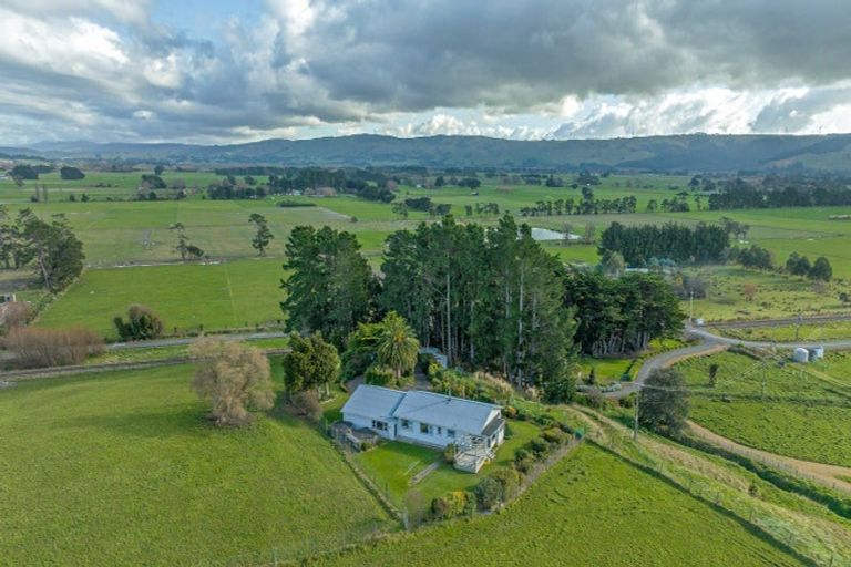 Photo of property in 165 Range Road, Woodville, 4997