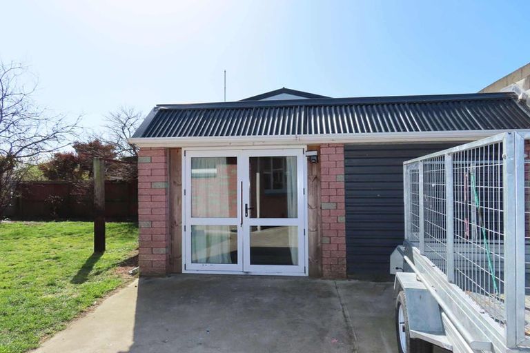 Photo of property in 220 Beach Road, North New Brighton, Christchurch, 8083