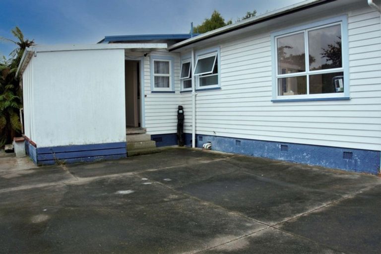 Photo of property in 34 Balmoral Street, Levin, 5510