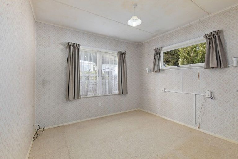 Photo of property in 34 Petrie Street, Wainuiomata, Lower Hutt, 5014