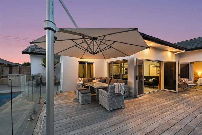 Photo of property in 94 Rototuna Road, Rototuna, Hamilton, 3210