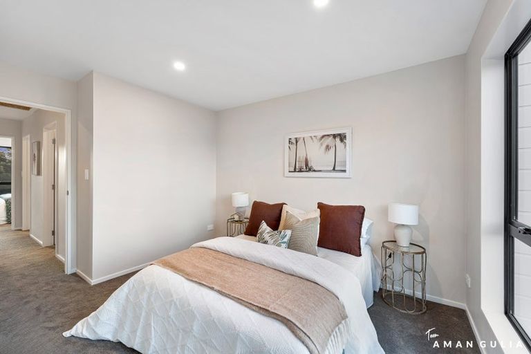 Photo of property in 1/93 Woodglen Road, Glen Eden, Auckland, 0602