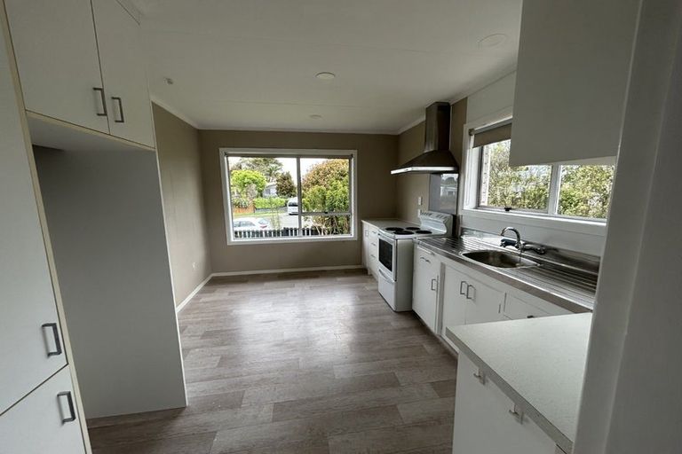 Photo of property in 8a Tanekaha Place, Pukete, Hamilton, 3200