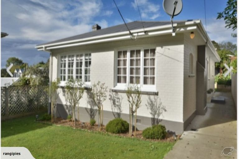 Photo of property in 63 Lonsdale Street, Belleknowes, Dunedin, 9011