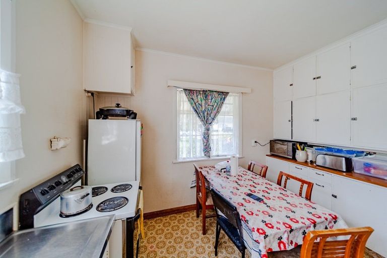 Photo of property in 9 Barker Road, Marewa, Napier, 4110