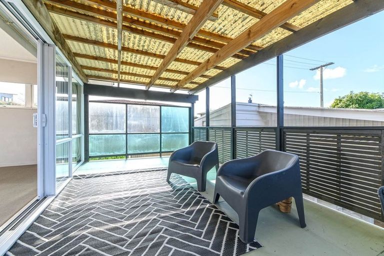 Photo of property in 57 Forrest Hill Road, Milford, Auckland, 0620