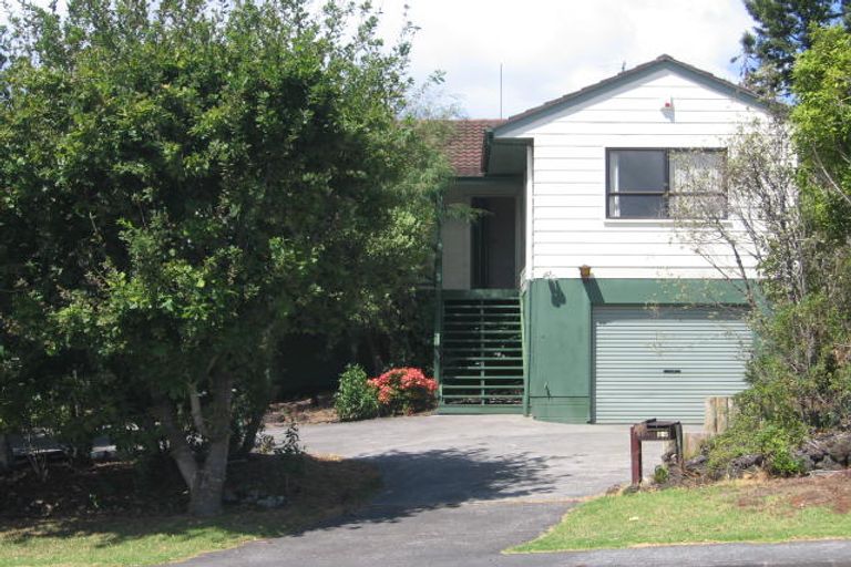 Photo of property in 89 Spinella Drive, Bayview, Auckland, 0629