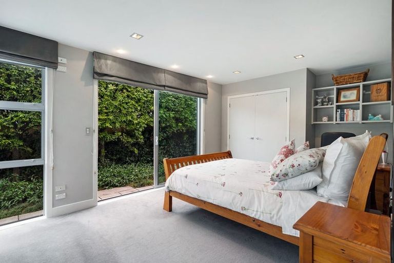 Photo of property in 41 Prospect Terrace, Milford, Auckland, 0620