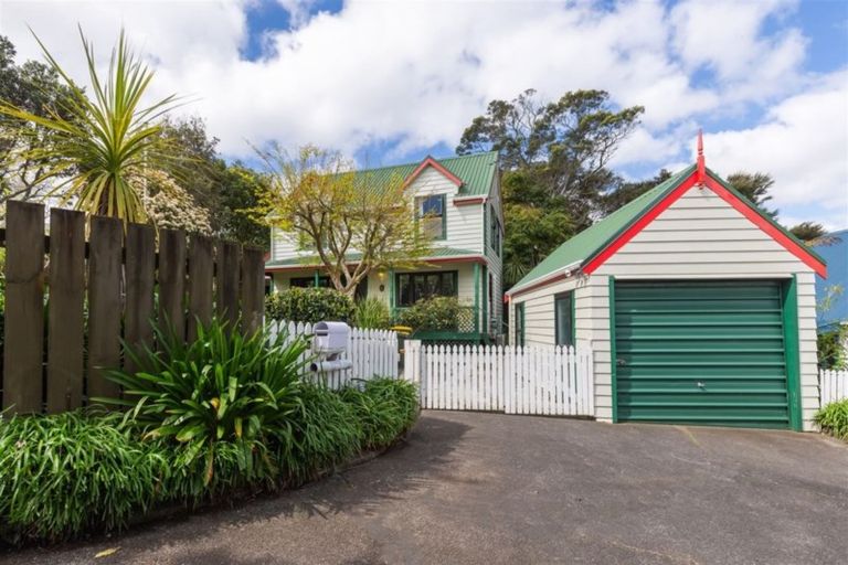 Photo of property in 1/10 Antrim Grove, Bayview, Auckland, 0629