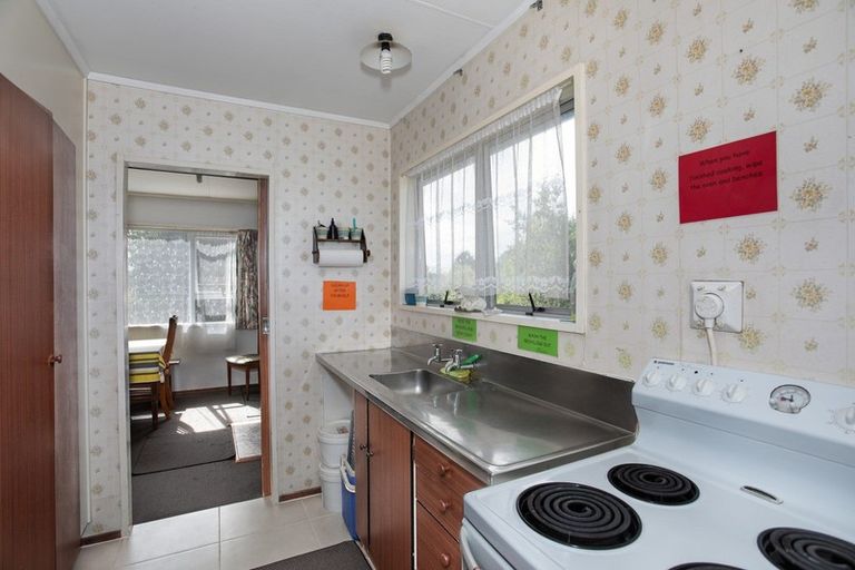 Photo of property in 36 Potaka Street, Marton, 4710