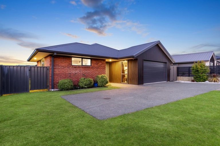 Photo of property in 8 Turnbridge Street, Pyes Pa, Tauranga, 3112