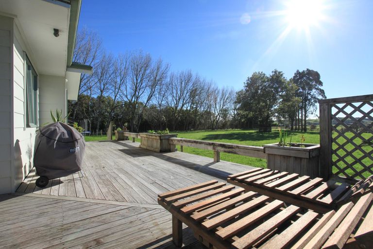 Photo of property in 44 Matakotea Road, Raglan, 3295