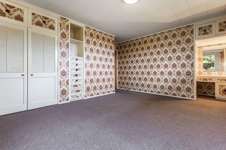 Photo of property in 58 Archmillen Avenue, Pakuranga Heights, Auckland, 2010