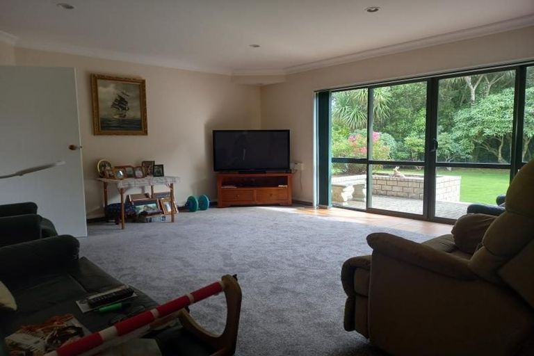 Photo of property in 2 Orsino Place, Stratford, 4332