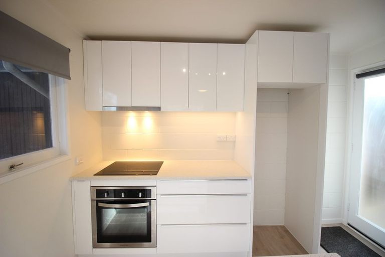 Photo of property in 2/2 Bentley Avenue, Glenfield, Auckland, 0629