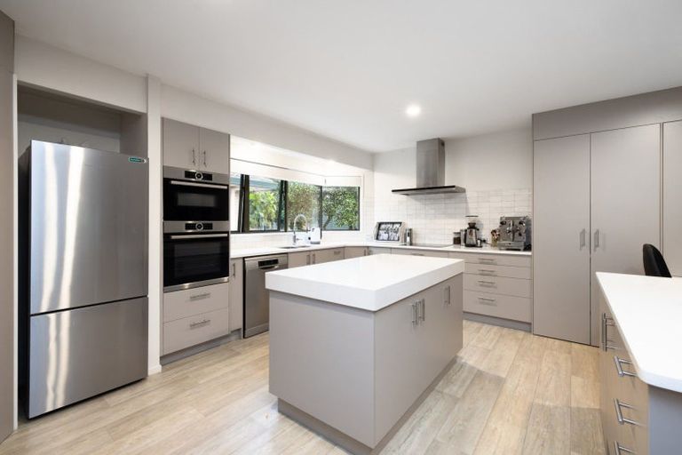 Photo of property in 74 Raukawa Drive, Bethlehem, Tauranga, 3110