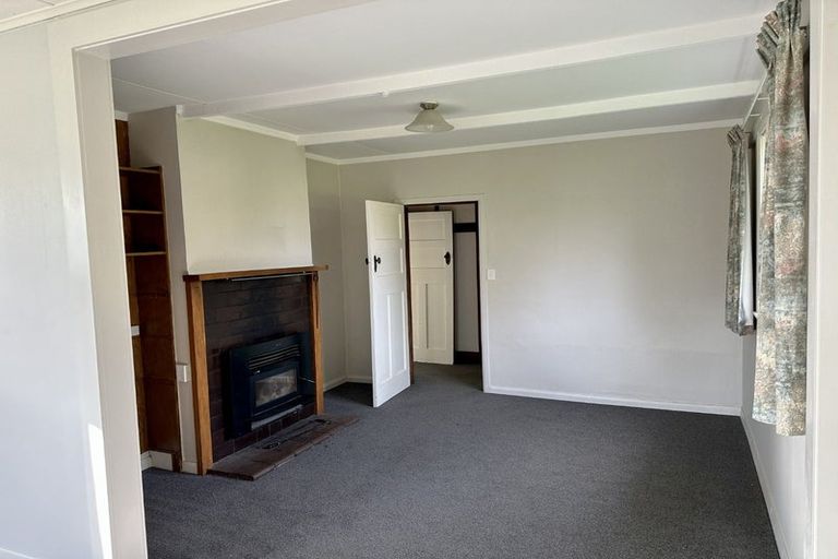 Photo of property in 32 Cloverlea Road, Westbrook, Palmerston North, 4475