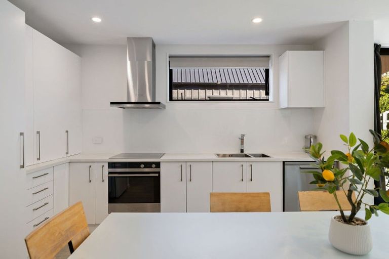 Photo of property in 54 Red Cottage Drive, Lake Hayes, Queenstown, 9304