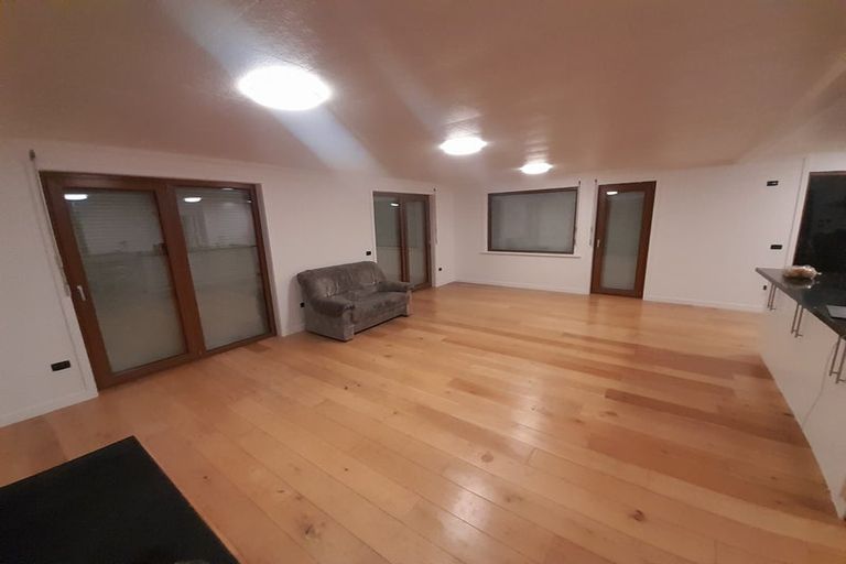 Photo of property in 24 Hauraki Road, Hauraki, Auckland, 0622