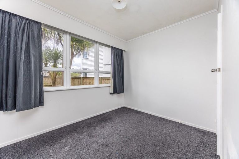 Photo of property in 37 Dominion Road, Papakura, 2110