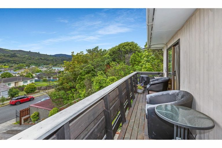 Photo of property in 18-20 Bledisloe Crescent, Wainuiomata, Lower Hutt, 5014