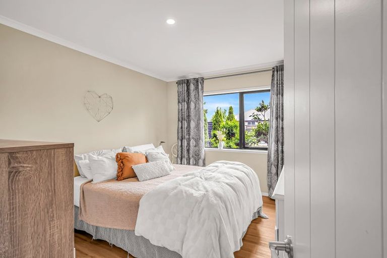 Photo of property in 15 Kawari Drive, Pegasus, 7612