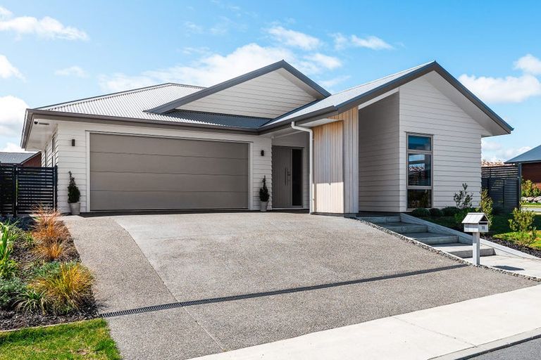 Photo of property in 15 Tai Road, Wharewaka, Taupo, 3330