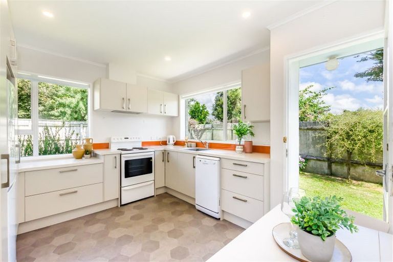 Photo of property in 7a Belvedere Avenue, Waikanae, 5036