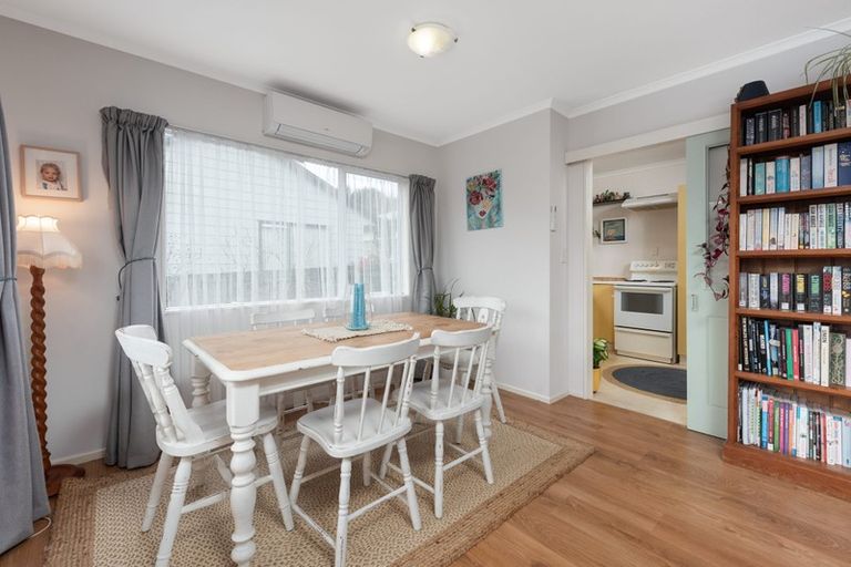 Photo of property in 88 Esmeralda Street, Welcome Bay, Tauranga, 3112