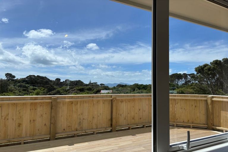 Photo of property in 135 Muri Road, Pukerua Bay, 5026