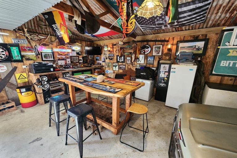 Photo of property in 116 Maunsell Road, Port Waikato, Tuakau, 2695