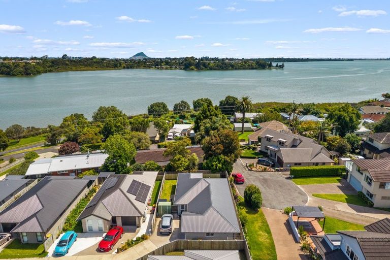 Photo of property in 7 Te Rehutai Rise, Welcome Bay, 3112