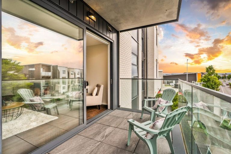 Photo of property in 103/2 Onekiritea Road, Hobsonville, Auckland, 0616