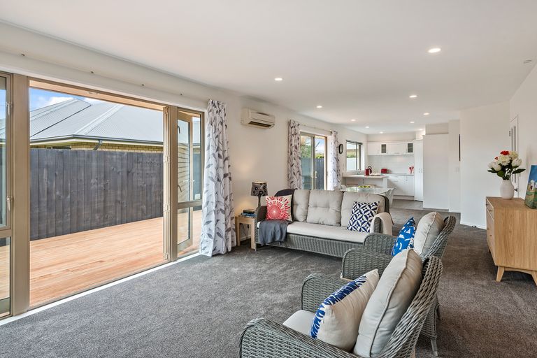 Photo of property in 22 Cooke Street, Somerfield, Christchurch, 8024