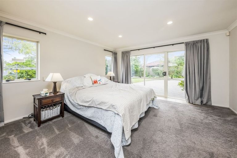 Photo of property in 264 Hill Road, The Gardens, Auckland, 2105