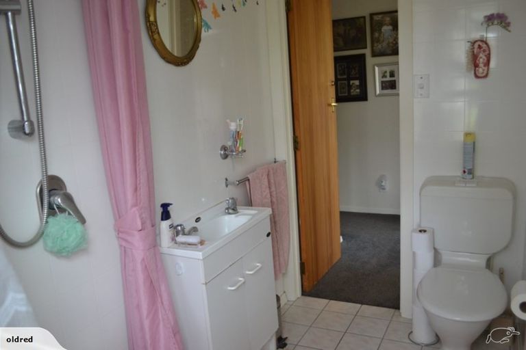 Photo of property in 11 Emlyn Place, Avondale, Christchurch, 8061