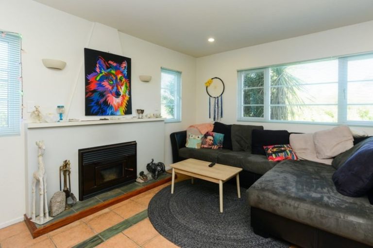 Photo of property in 2 Leyland Road, Te Awanga, 4102