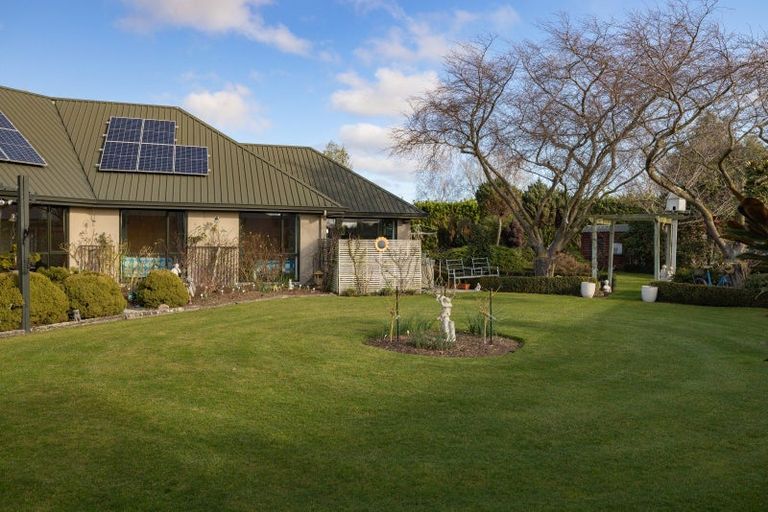 Photo of property in 22 Fairhurst Place, Rolleston, 7614