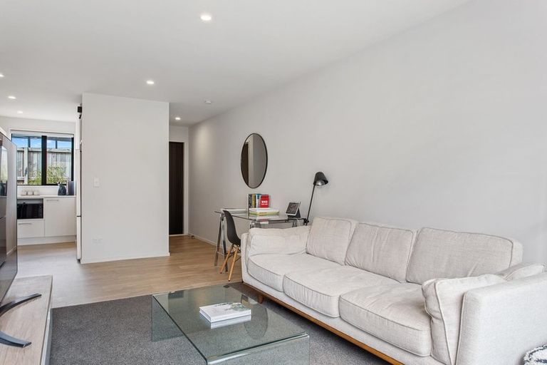 Photo of property in 8/255 Kilmore Street, Christchurch Central, Christchurch, 8011