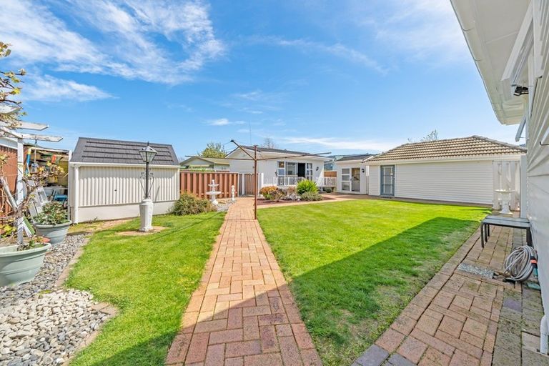 Photo of property in 18 Thackeray Street, Trentham, Upper Hutt, 5018