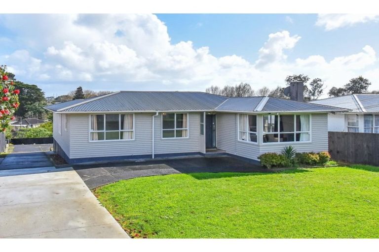 Photo of property in 10 Hamill Road, Otara, Auckland, 2023