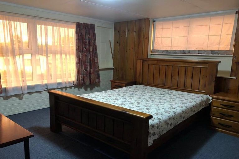 Photo of property in 29 Parker Avenue, New Lynn, Auckland, 0600