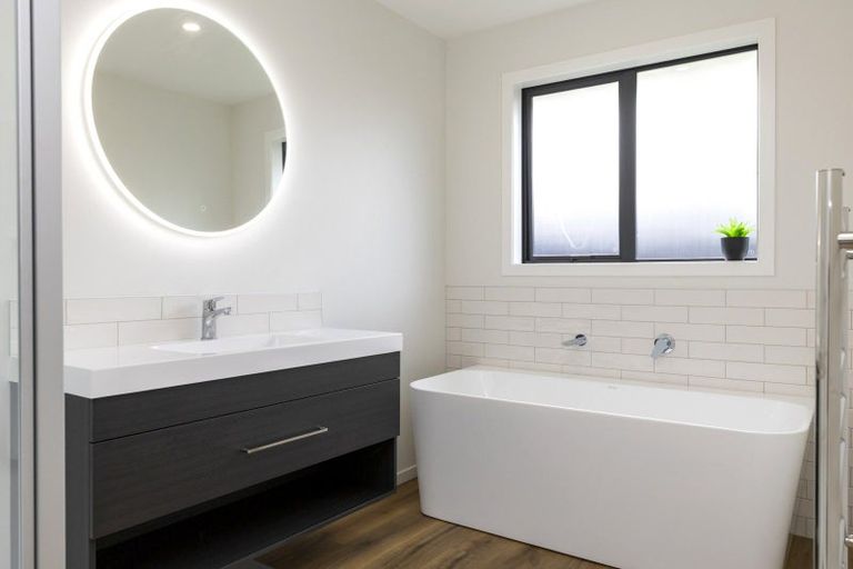 Photo of property in 130 Harakeke Drive, Wharewaka, Taupo, 3330