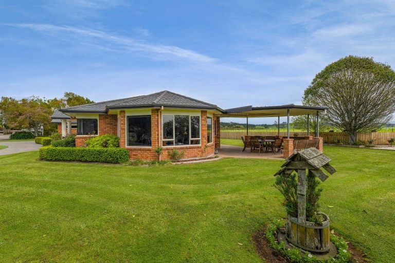 Photo of property in 550 Mountain Road, Lepperton, New Plymouth, 4373