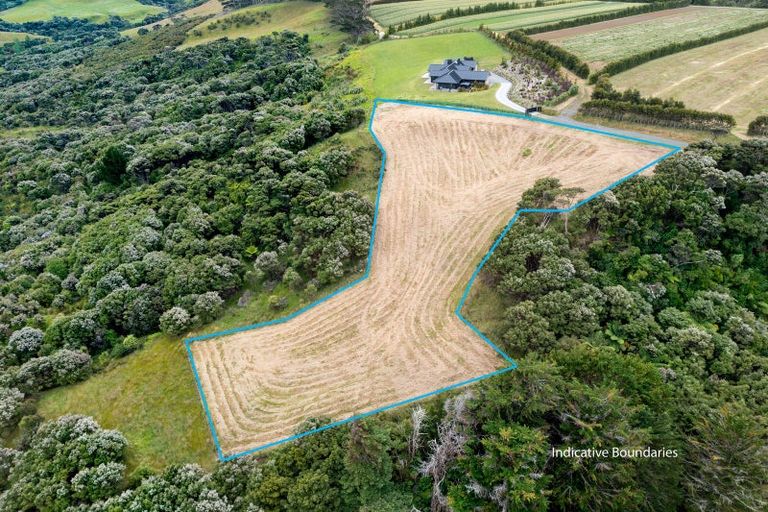 Photo of property in 30 Young Garden Lane, Waimauku, 0881