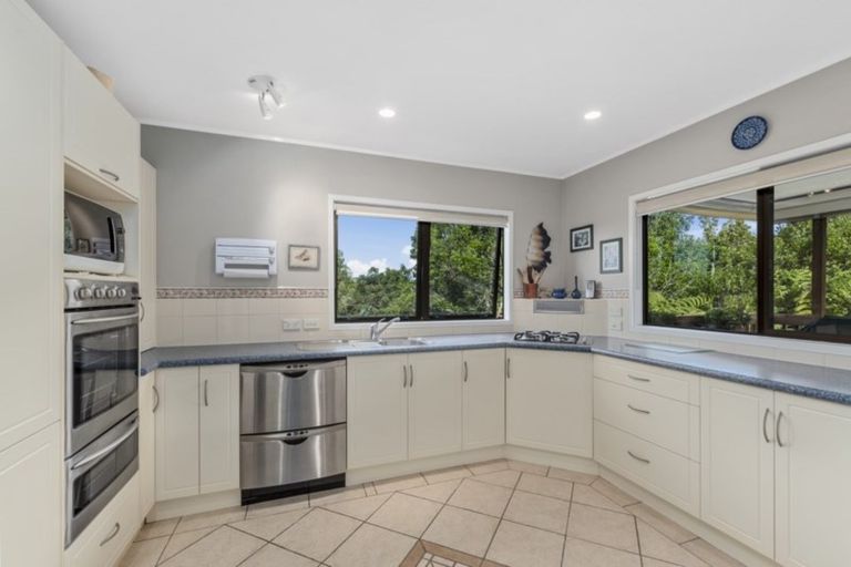 Photo of property in 22 Moorgreen Heights, Torbay, Auckland, 0630