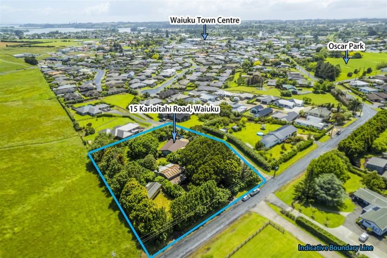 Photo of property in 15 Karioitahi Road, Waiuku, 2123