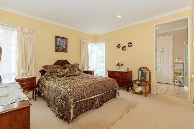Photo of property in 1 Pastoral Lane, Hokowhitu, Palmerston North, 4410