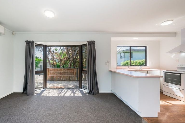 Photo of property in 44b Eatwell Avenue, Paraparaumu Beach, Paraparaumu, 5032